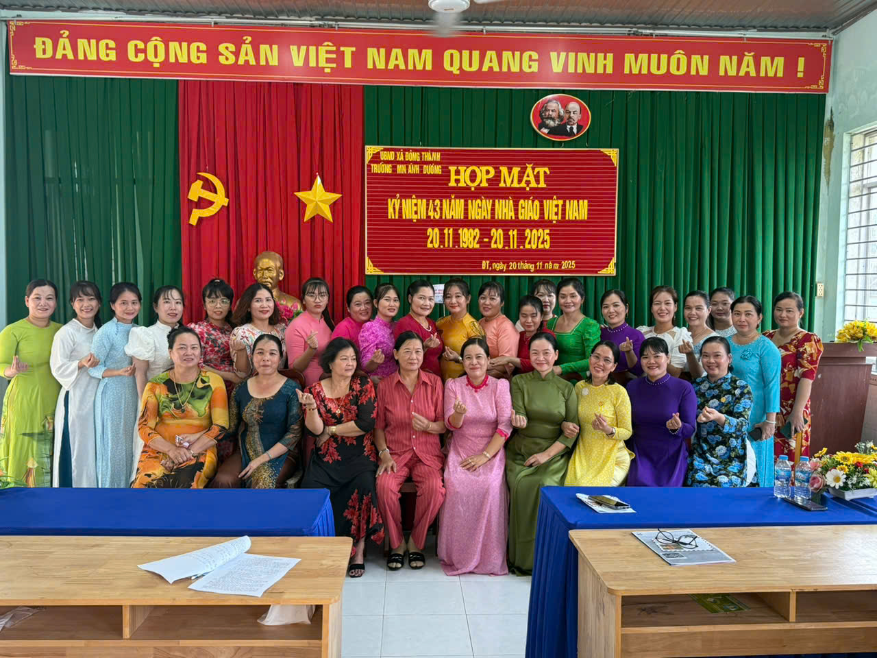 TRƯỜNG MẦM NON ÁNH DƯƠNG TỔ CHỨC TỌA ĐÀM CHÀO MỪNG KỶ NIỆM 43 NĂM NGÀY NHÀ GIÁO VIỆT NAM 